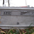 104. STEELE, Axie